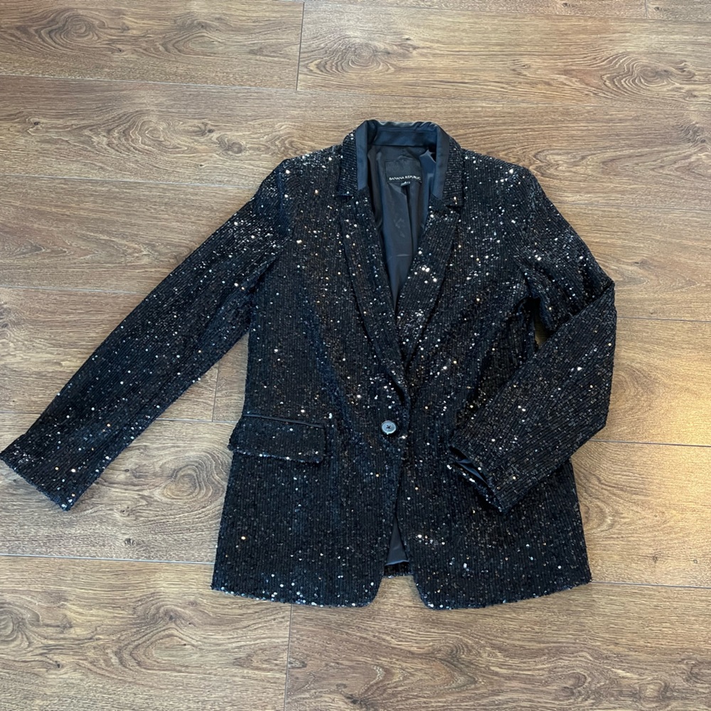 ✨STUNNING Sequined Banana Republic Blazer, Perfect for the Holidays! ✨